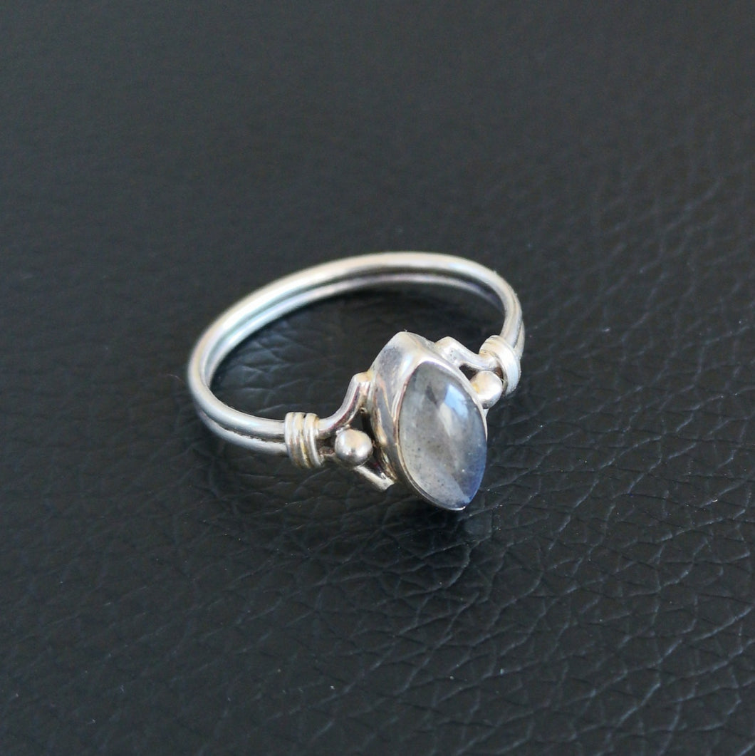 Bague indienne en argent labradorite Rani