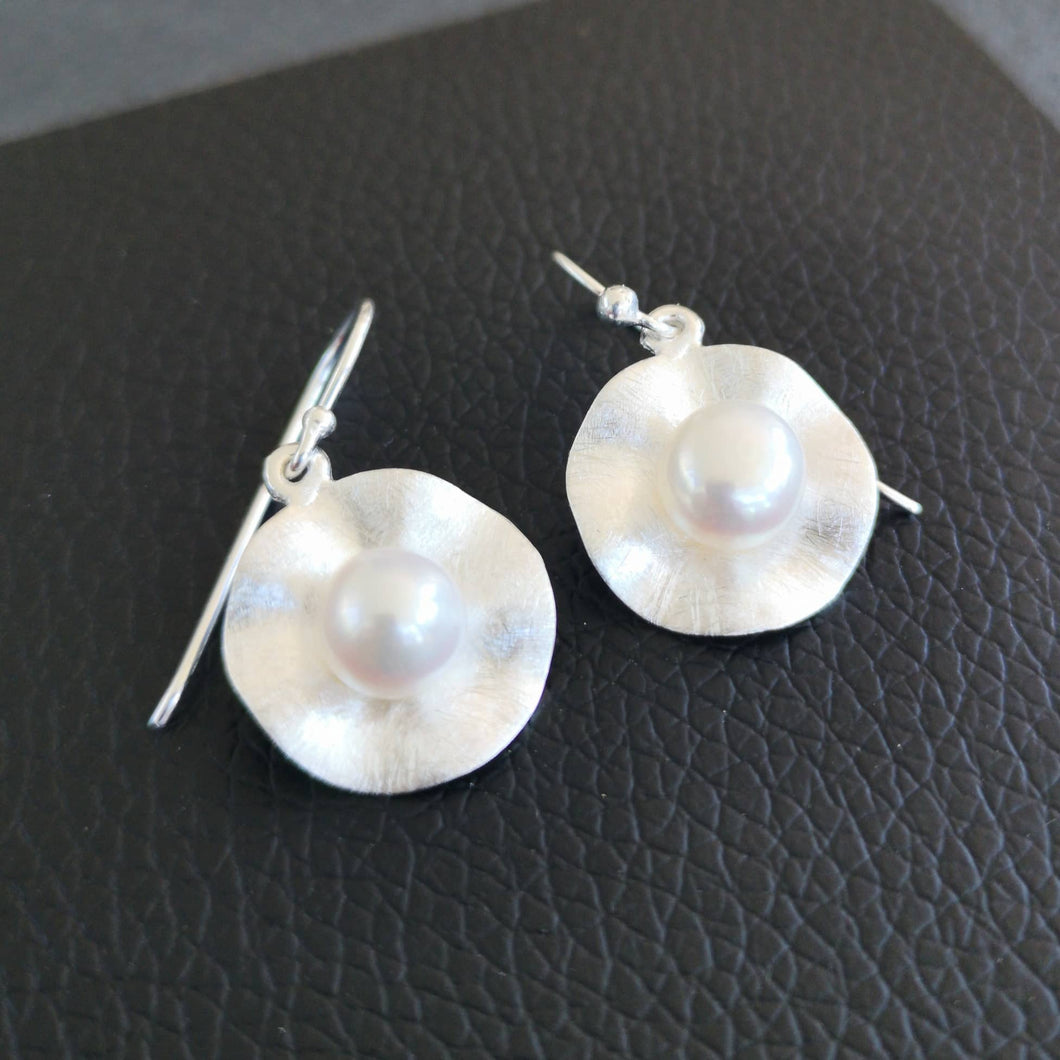 Boucles d'oreilles argent brossé perles