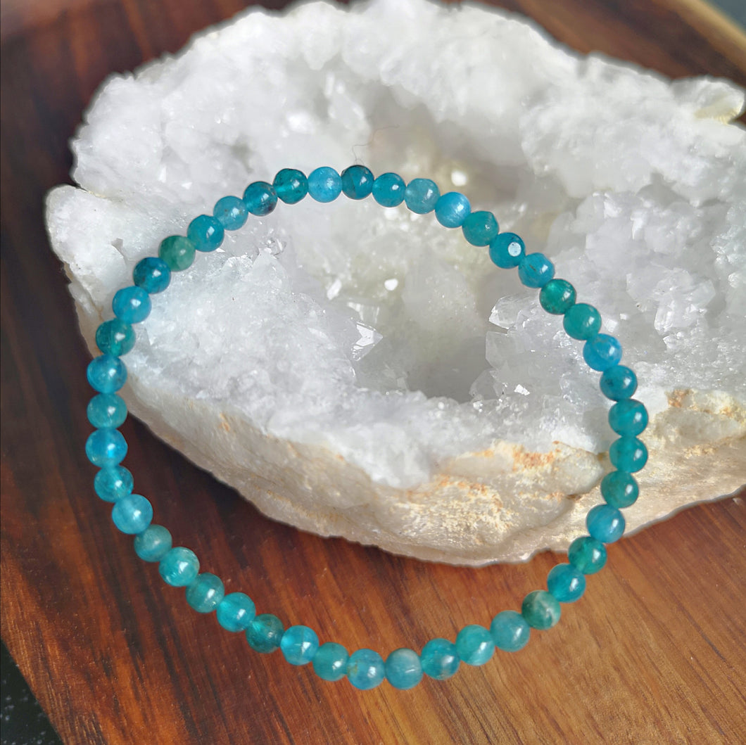 Bracelet en pierre Apatite