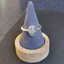 Charger l&#39;image dans la galerie, Bague en argent quartz tourmaline
