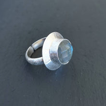 Charger l&#39;image dans la galerie, Bague en argent 925 labradorite Jia
