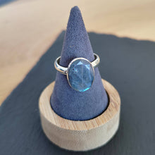 Charger l&#39;image dans la galerie, Bague en argent 925 labradorite Lola
