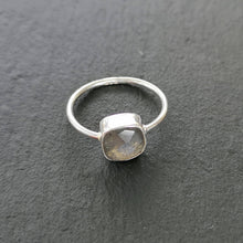 Charger l&#39;image dans la galerie, Bague en argent 925 pierre labradorite Jaipur
