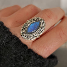 Charger l&#39;image dans la galerie, Bague indienne en argent labradorite Jaipur
