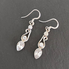 Charger l&#39;image dans la galerie, Boucles d&#39;oreilles argent zircons Jyothi
