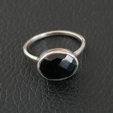 Charger l&#39;image dans la galerie, Bague en argent onyx noir
