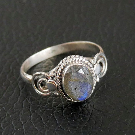 Bague en argent labradorite